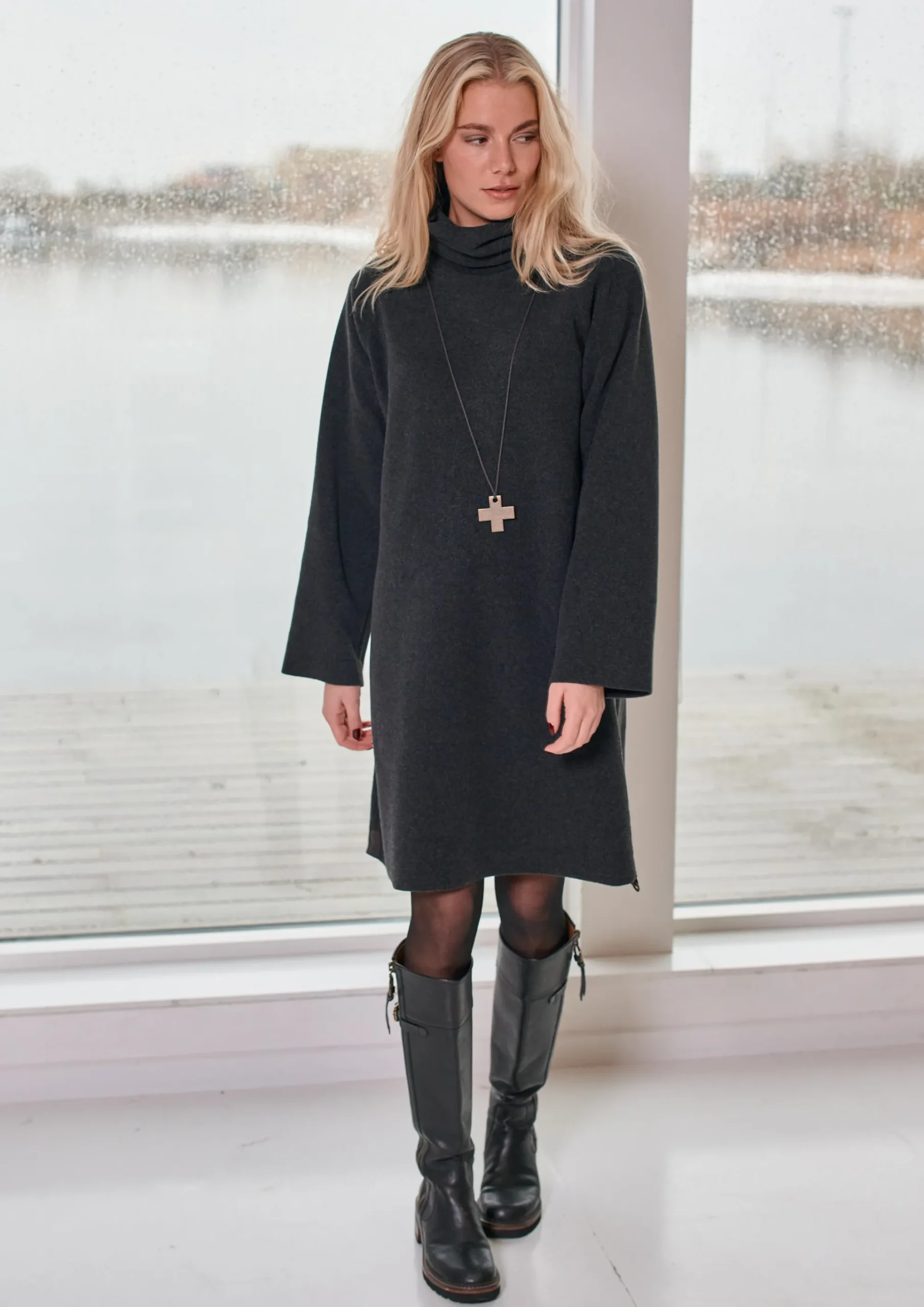 KJOLE MED HØJ HALS | 3246|Henriette Steffensen Copenhagen Discount